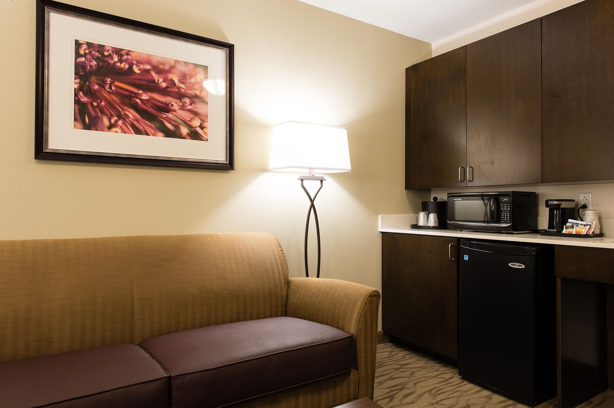 Holiday Inn Express & Suites Aiken By Ihg Exterior foto